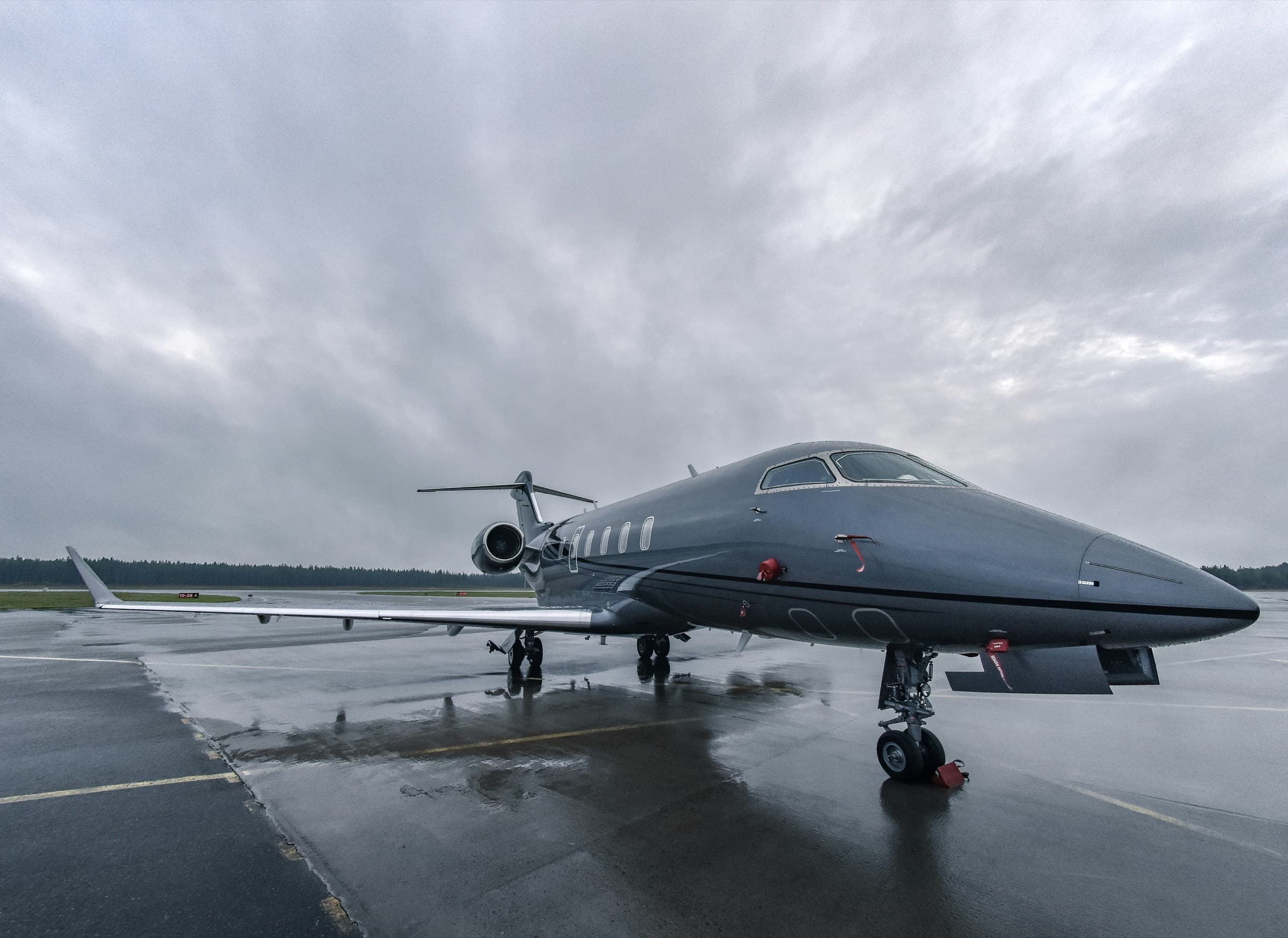 FFGR Jets fleet photo 12